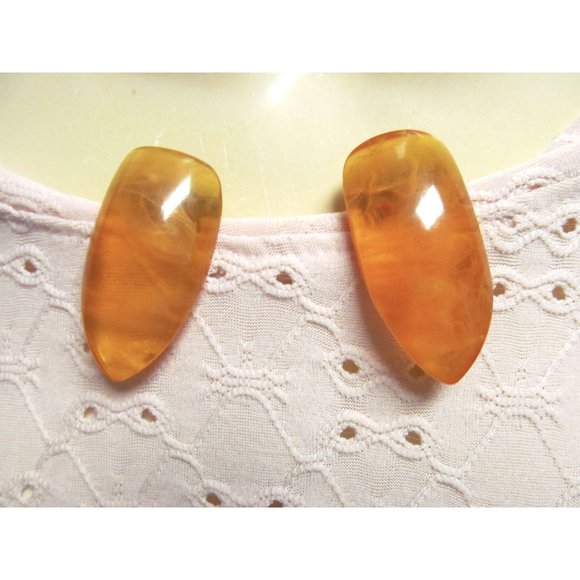 Vintage Apple Juice Bakelite Dress Clips - Picture 1 of 10